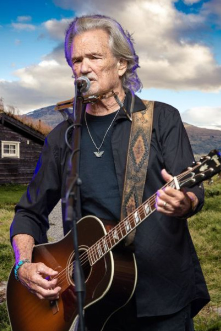 Kris Kristofferson – Sunday Morning Coming Down