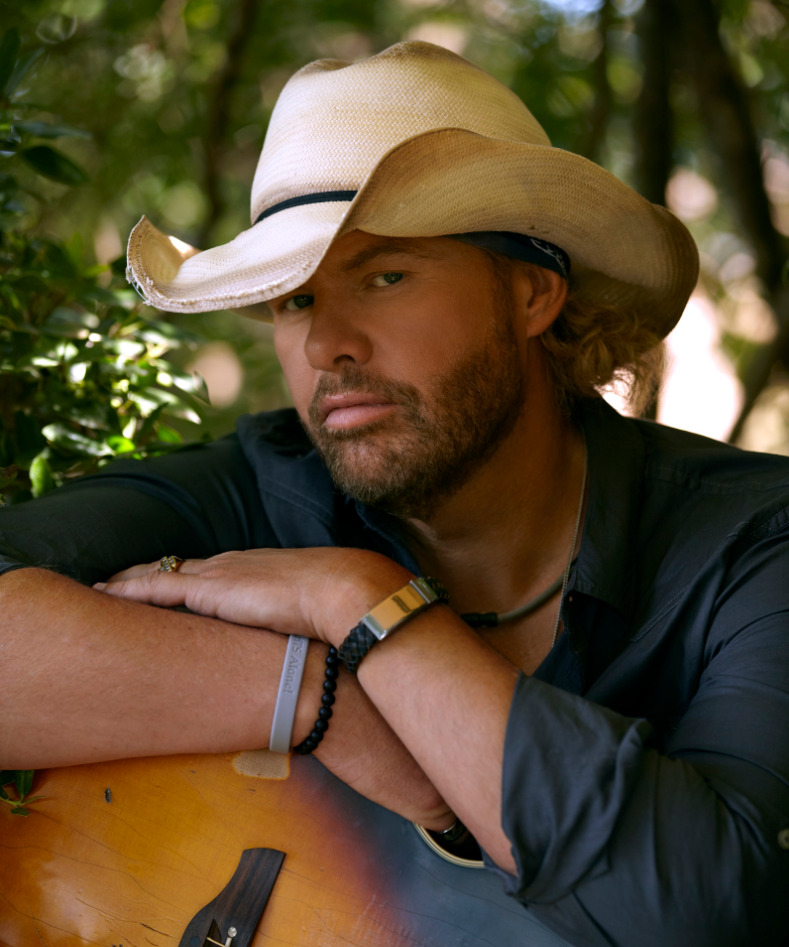 Toby Keith – She Left Me