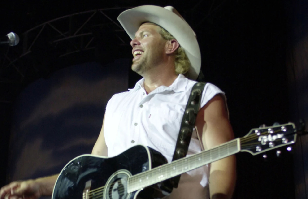 Toby Keith – Hurt a Lot Worse When You Go